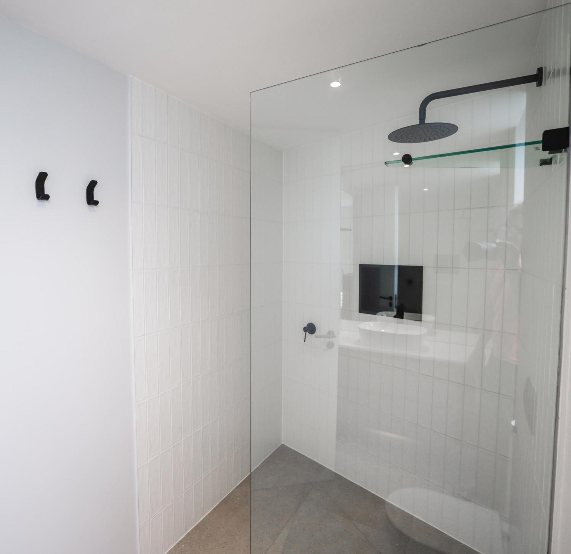 Ocean 9 - Sunset Beachfront Residency ケープタウン エクステリア 写真