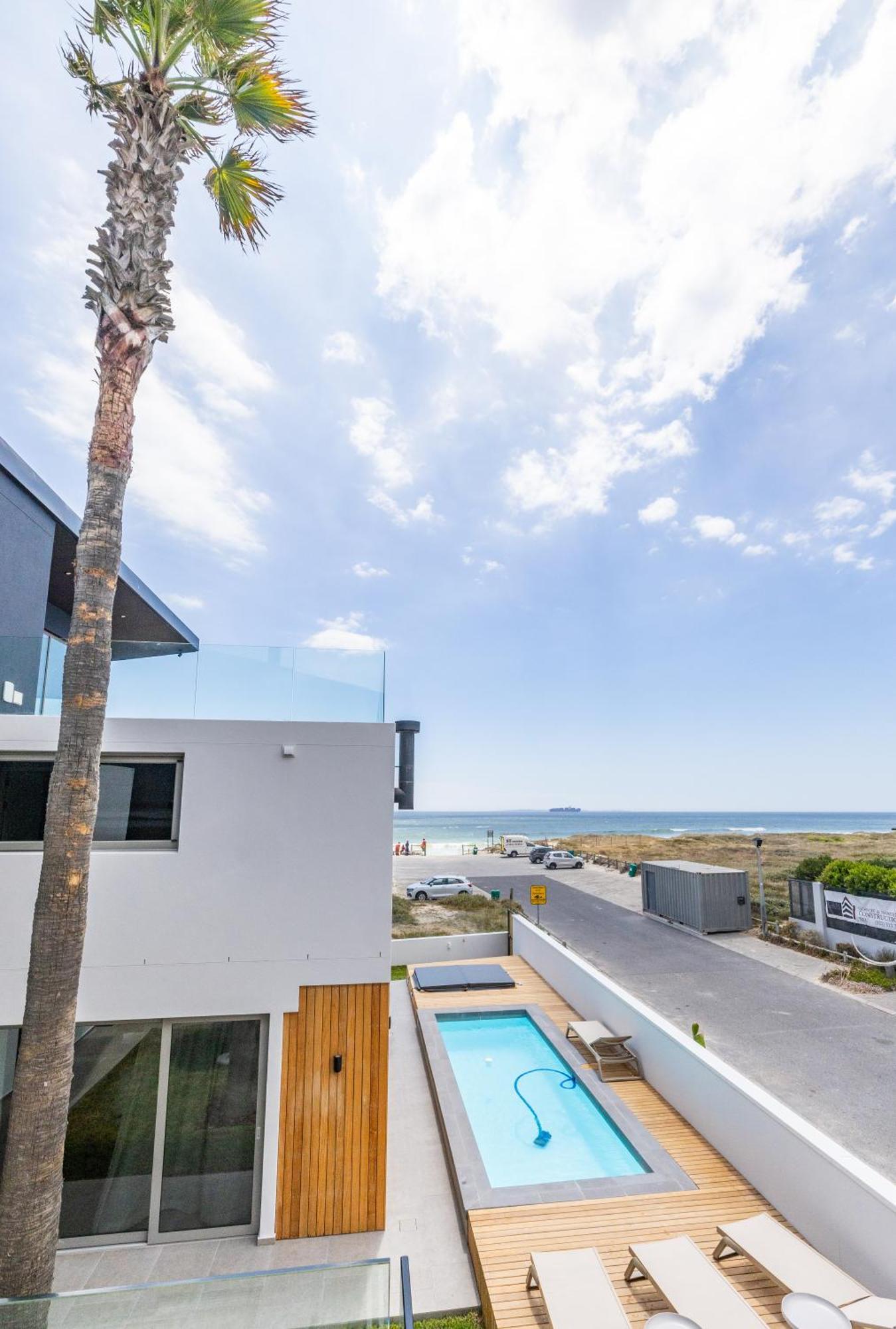Ocean 9 - Sunset Beachfront Residency ケープタウン エクステリア 写真