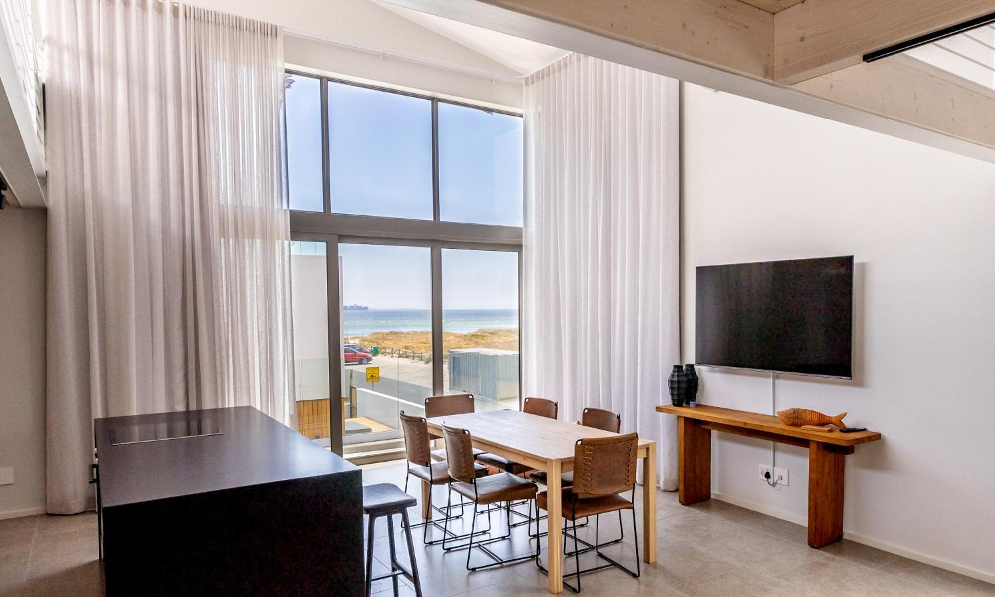 Ocean 9 - Sunset Beachfront Residency ケープタウン エクステリア 写真
