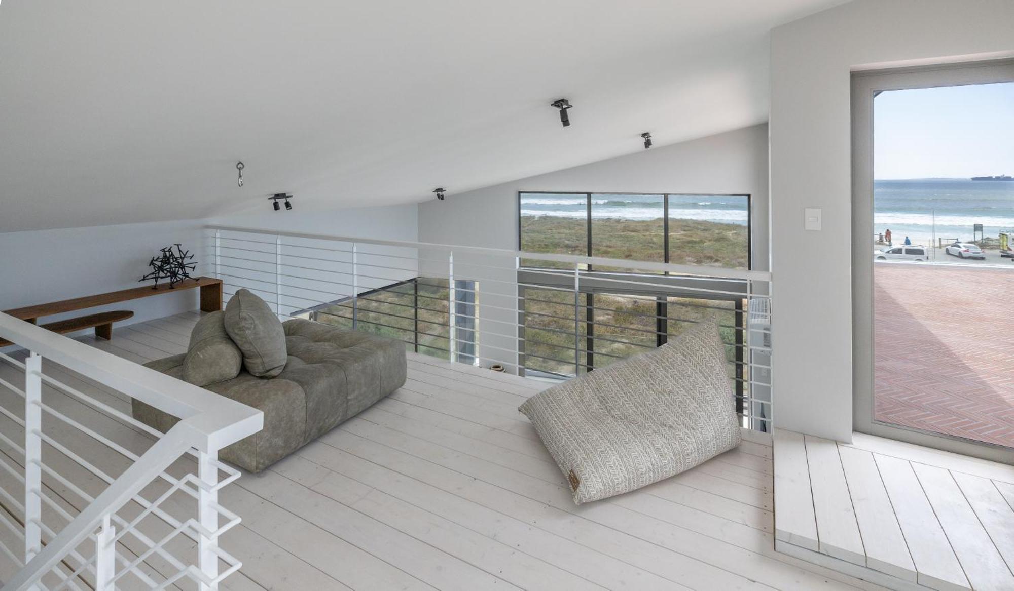 Ocean 9 - Sunset Beachfront Residency ケープタウン エクステリア 写真